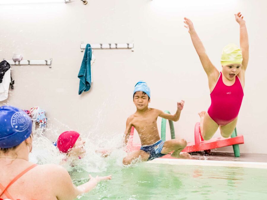 Gift Box Solidale Regala un’ora di piscina per un bambino con disabilità